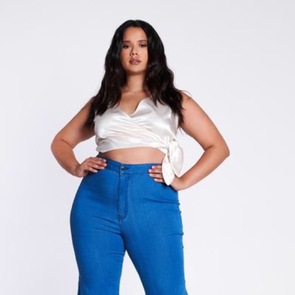 High Waist Split Flare Jeans-XL/1X - Picture 2 of 5